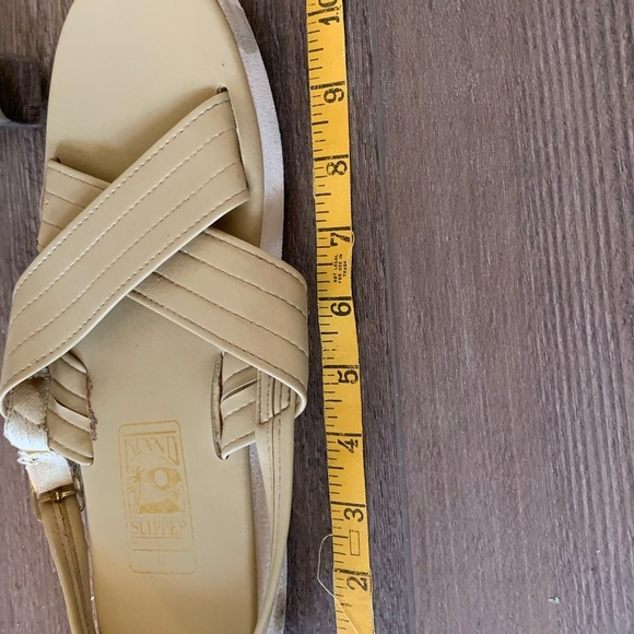 Sandals. - Picture 12 of 12